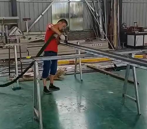 小型聚氨酯灌注发泡机器 多少钱(图1) 小型聚氨酯灌注发泡机器 多少钱