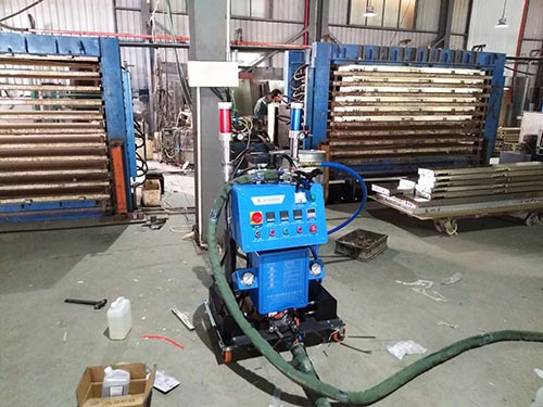 聚氨酯发泡填充防盗门 高压机器(图1) JNJX-Q2600D高压发泡机器 聚氨酯发泡填充防盗门