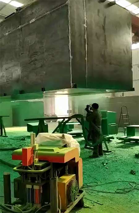 聚脲集装箱(图2) 聚脲集装箱防腐喷涂